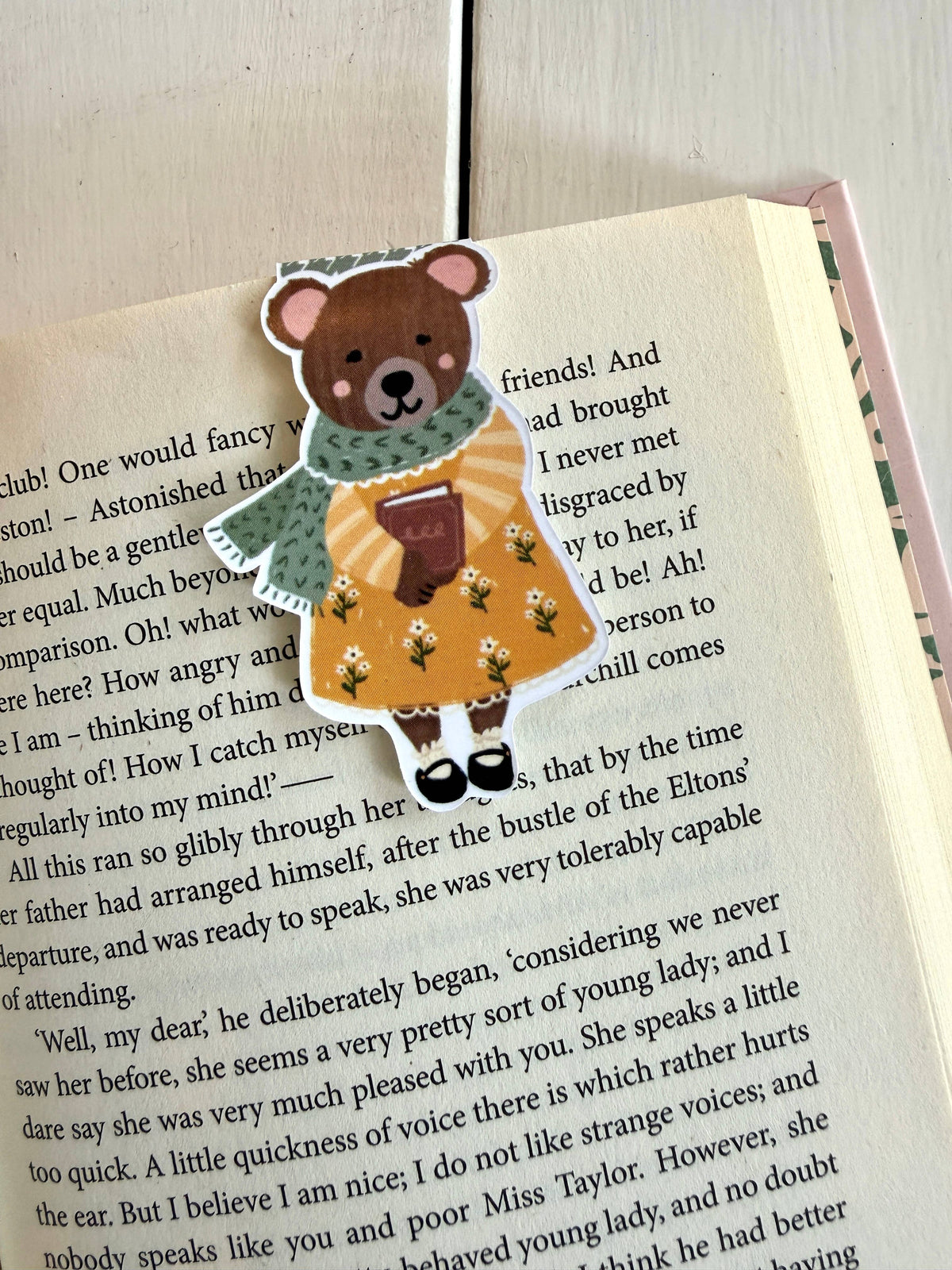 Fall Bookish Bear Magnetic Bookmark