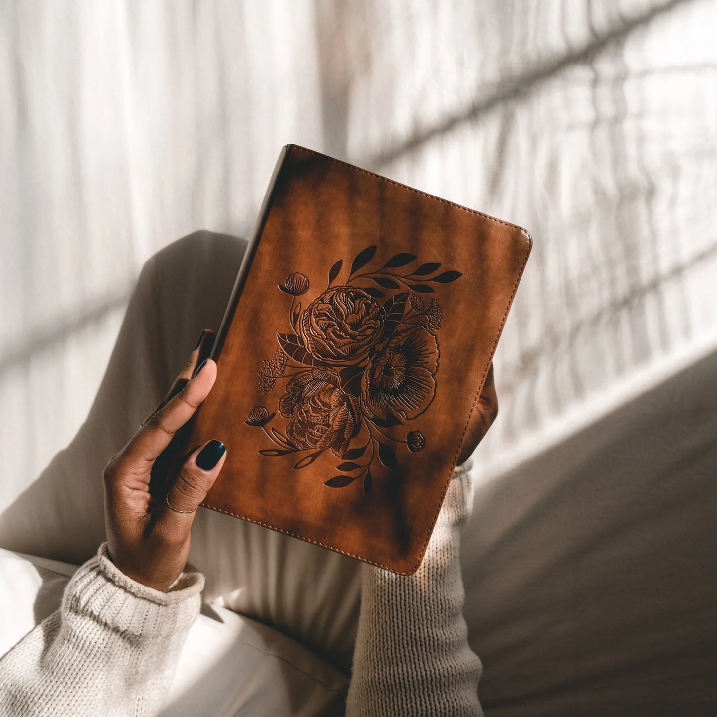 Hosanna Revival ESV Aurora Study Bible