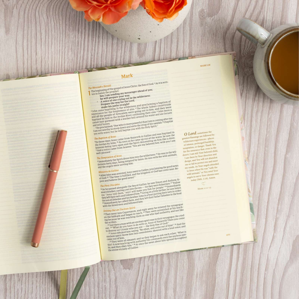 CSB Notetaking Bible, Revive our Hearts, Floral