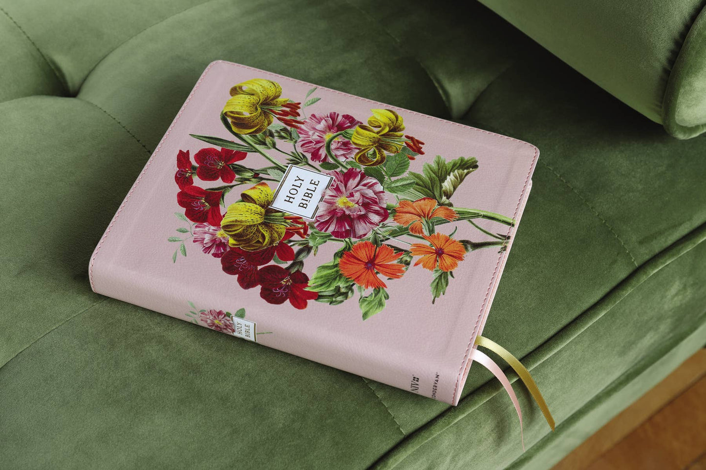 NIV Artisan Collection Bible Leathersoft Blush Floral