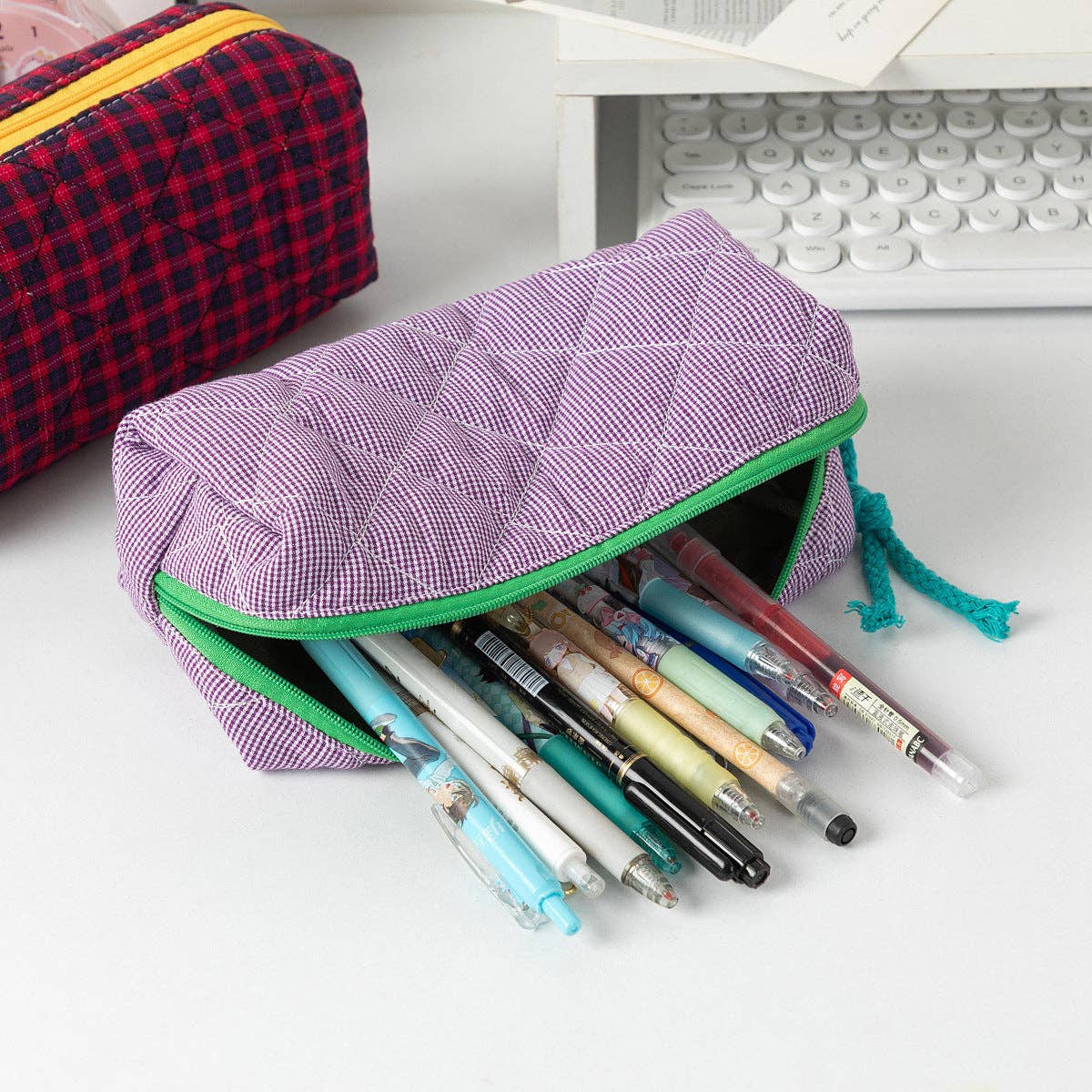 Retro Color Contrast Plaid Portable Pencil Pouch