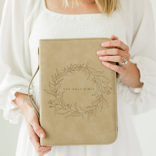 Wreath Bible Case