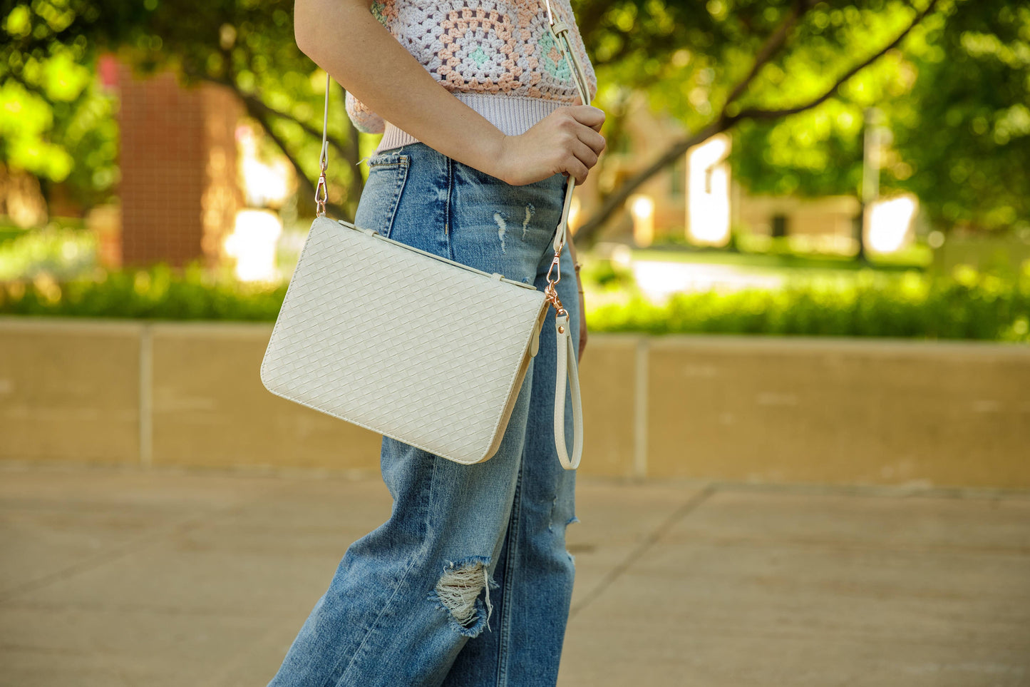 Pearl Crossbody Weave Bible Case